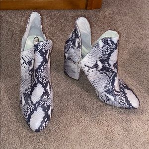 Steve Madden snake skin booties worn once!